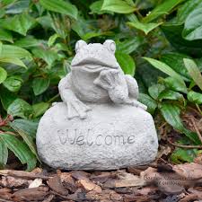 Small Welcome Frog Garden Ornament