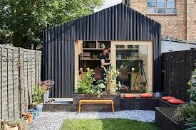 Uk Architect Builds Backyard Studio For