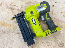 how to use a nail gun for beginners