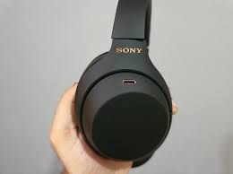 sony wh 1000xm4 review minor but
