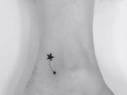 tatouage étoile filante