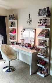 15 stunning makeup vanity decor ideas
