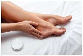 4 relaxing detox foot soaks you can do