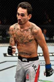Winner of 14 straight in the featherweight division, ufc featherweight champion max blessed holloway owned the featherweight crown since december 2016. Max Blessed Holloway Mma Stats Pictures News Videos Biography Sherdog Com