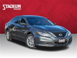 pre owned 2017 nissan altima 2 5 s 4dr