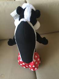 Animated animations pepe le pew & penelope moving music/sounds picture. Looney Tunes Pepe Le Pew Plush Stuffed Animal 1827545341