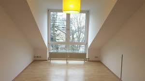 Der durchschnittliche kaufpreis für eine eigentumswohnung in bonn liegt bei 4.569,85 €/m². Helle Praktisch Geschnittene 2 Zimmer Wohnung Bonn Auerberg In Bonn Auerberg Dachgeschosswohnung Mieten Ebay Kleinanzeigen