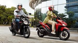 Honda vario merupakan salah satu sekuter matic terlaris di indonesia yang dibuat dalam banyak varian, diantaranya: Honda Vario 125 2020 2021 Harga Gambar Spesifikasi Modifikasi Dan Review Autofun
