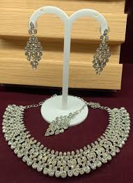 elegant stone necklace set for women