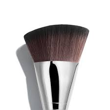 109 hd skin foundation brush