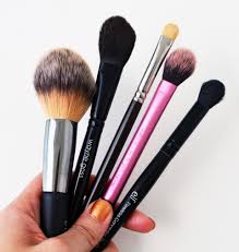 top 5 makeup brushes