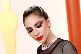 lady a s oscars makeup was a nod to