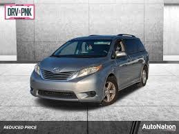 used silver 2017 toyota sienna le fwd 8