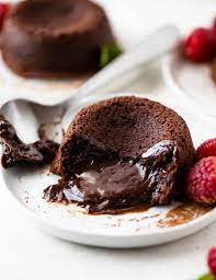 Easy To Make Chocolate Lava Cake gambar png