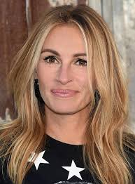 Born in october 1967, he is worth $140 million. Julia Roberts Salary Per Movie Houses Cars