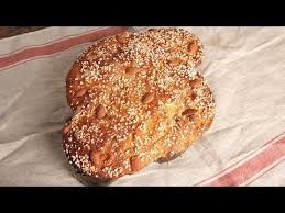 This recipe does not only give you garlic bread. Colomba Pasquale Easter Panettone Episode 1239 Youtube Laura In The Kitchen Recipe Recipes Italian Christmas Desserts