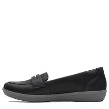 Clarks Womens Ayla Form Medium Wide Loafers Black In 2019