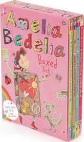 Who doesn't love amelia bedelia? Amelia Bedelia Chapter Book 4 Book Box Set 2 Herman Parish 9780062423474