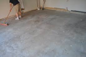 paint an epoxy concrete floor coating