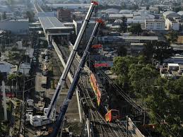 overpass collapse on mexico city metro