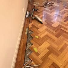 timber floor repairs experts in