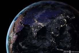 宇宙から見た夜の地球 NASA公開 写真4枚 国際ニュース：AFPBB News