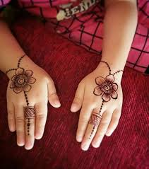 This will give an amazing look on white skin. Top 87 Mehndi Designs For Kids Shaadisaga