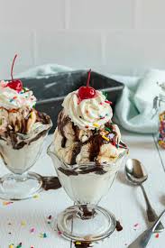 This vanilla ice cream only calls for 5 easy ingredients; Homemade Vanilla Ice Cream Recipe Shugary Sweets