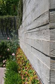 Concrete Retaining Walls