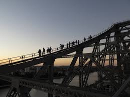 Avia does not guarantee the quality of service of the providers. Brisbane Dawn Bridge Climb Story Bridge Adventure Climb
