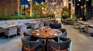 Outdoor Dining On The Las Vegas Strip