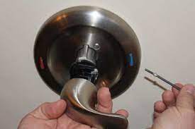 Removing lever handle faucet without screws. How To Repair A Moen Pressure Balanced Shower Valve