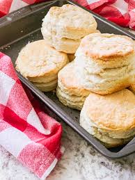 2 ing cream biscuits