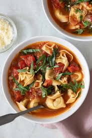 spinach tortellini soup with basil