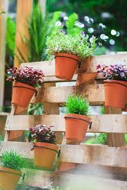 Have fun planting moss, bark, succulents or houseplants. 35 Creative Ways To Plant A Vertical Garden How To Make A Vertical Garden