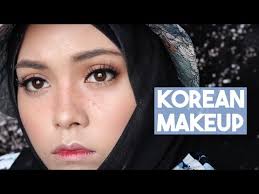 korean style makeup w faux freckles