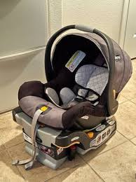 Chicco Keyfit 30 Infant Car Seat And
