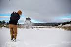 For Golfers, a Covid Winter Brings Unexpected Perks - WSJ