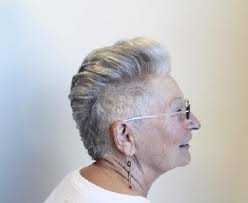 short fine hairstyles for over 60 women