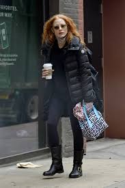 jessica chastain goes makeup free while