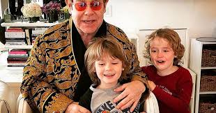 Children's song (оригинал elton john). Inkl Sir Elton John Slammed For Saying His Sporty Sons Are Real Boys Who Like Girls Daily Mirror
