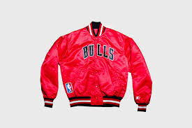 Vintage Starter Chicago Bulls Satin Jacket