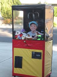 how to make a claw machine costumes