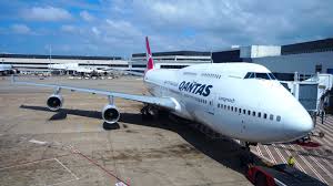 Qantas Premium Economy Review Boeing 747 400 Sydney To Hong Kong Qf127