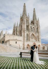 Precios de salones o fincas para bodas y eventos en burgos. Boda En La Catedral De Burgos Fotografos Bodas Burgos
