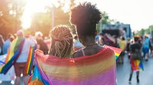 Pride is a positive emotional response or attitude to something with an intimate connection to oneself, due to its perceived value. Pride So Einfach Zeigen Sie Ihren Support Im Csd Monat