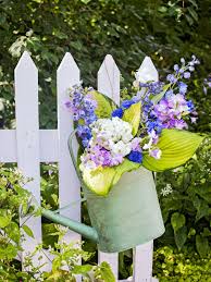 6 diy fence decorating ideas to dress