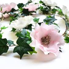 flower and ivy crepe paper garland