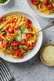 roasted tomato pasta sauce simply whisked