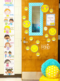 clroom door decorations and displays